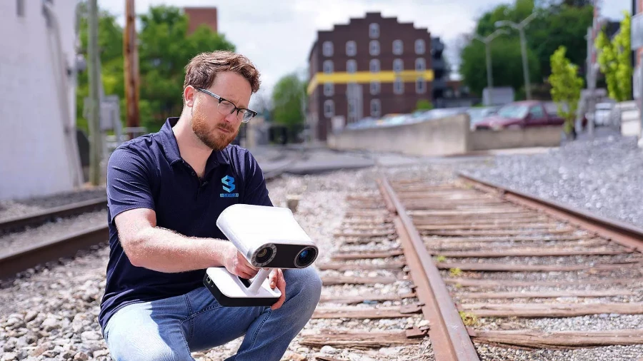 3D scanning outdoor railway with Artec 3D Scanner