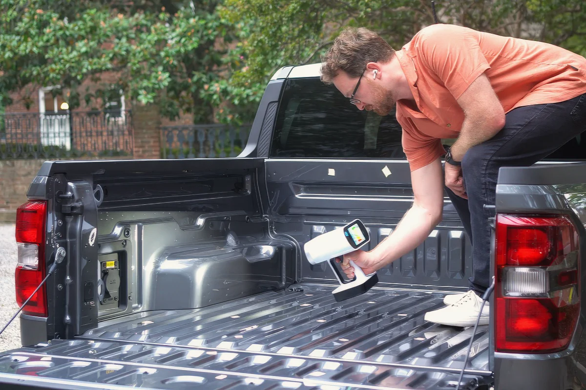 3D scanning truck bed