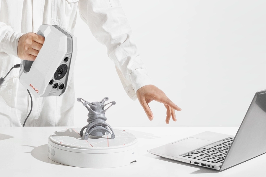 Scanning with Artec Spider II