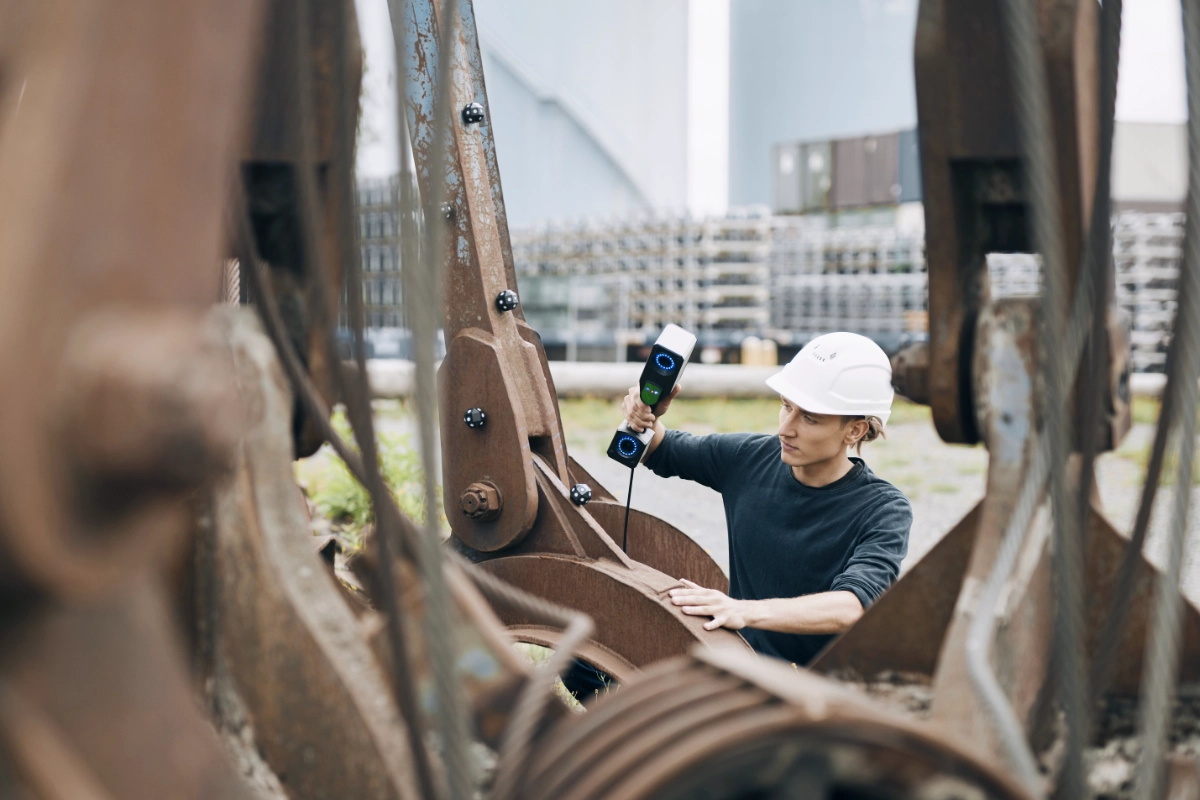 scanning industrial size object